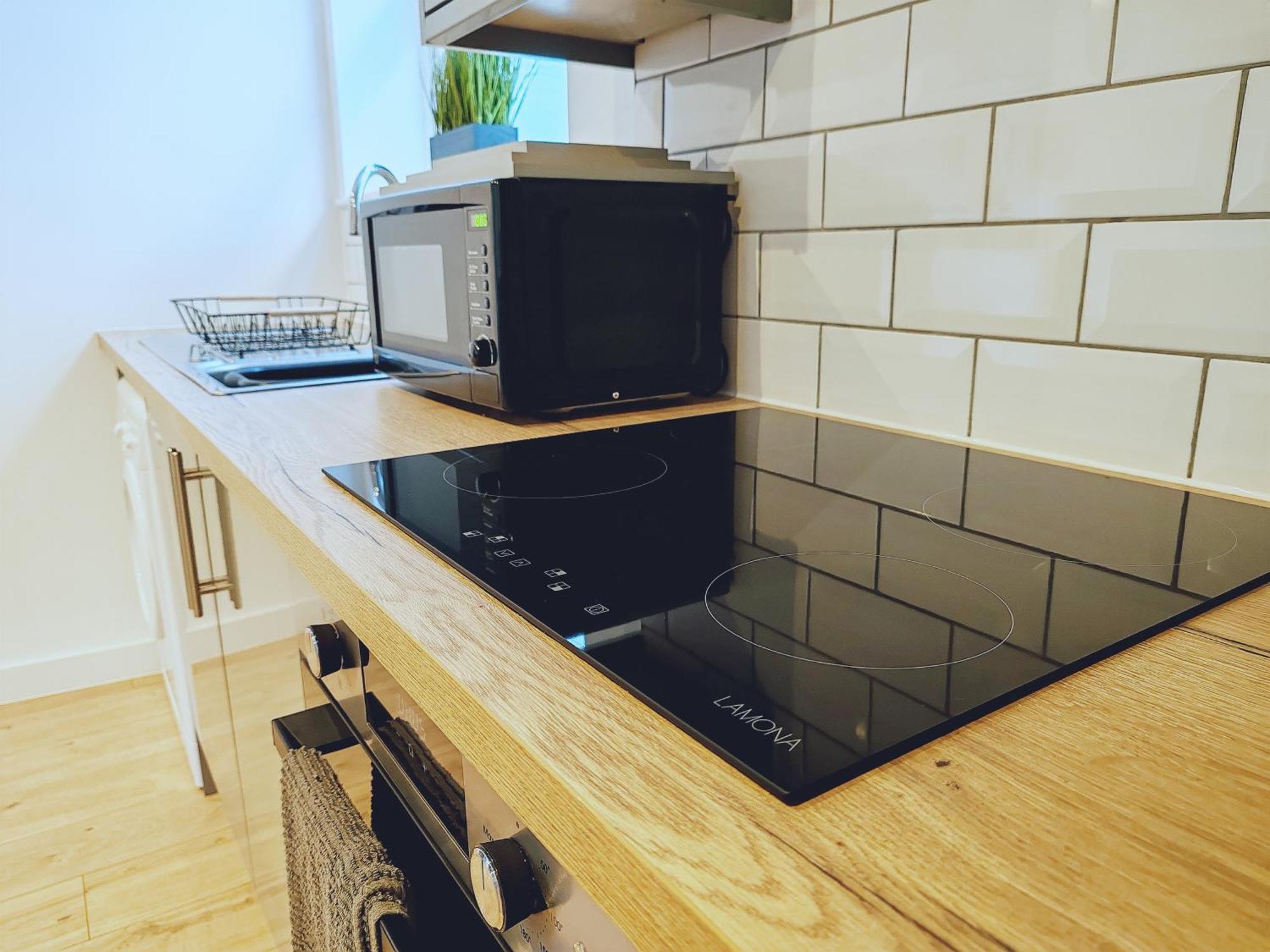 Beautiful Stylish Loft Perfect Summer Getaway Christchurch Centre *
