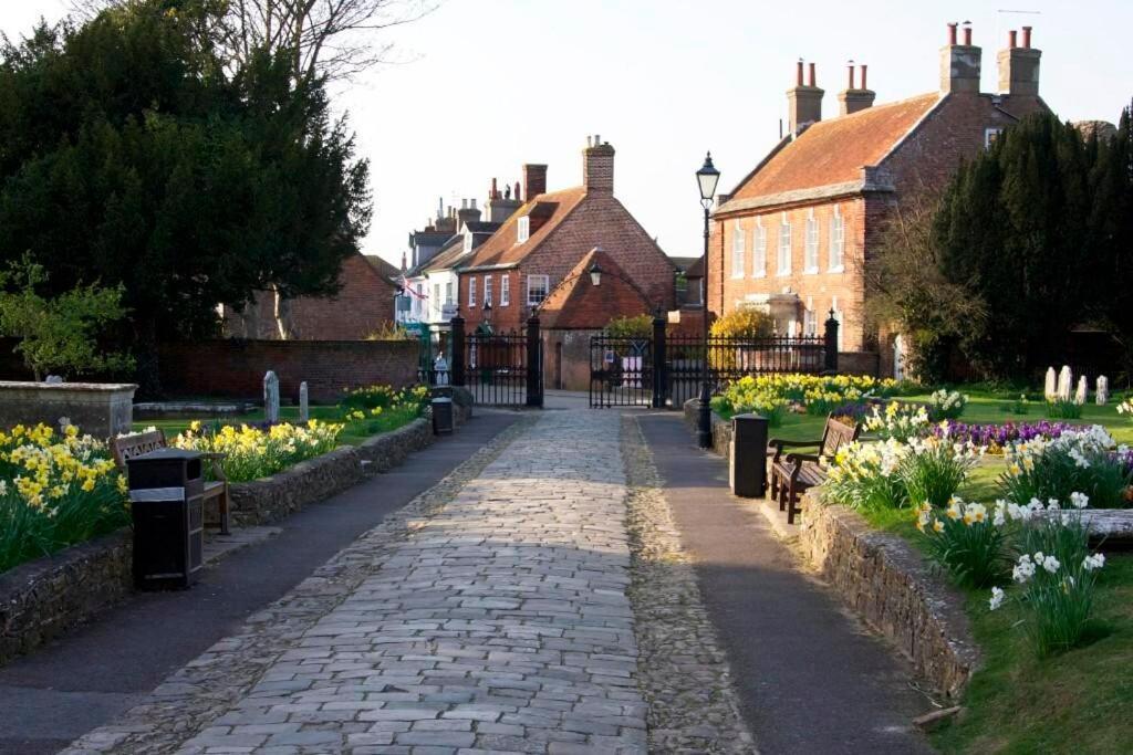 Beautiful Stylish Loft Perfect Easter Getaway Christchurch Centre * Christchurch (Dorset)